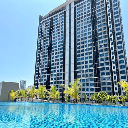 Jesselton Quay By Bunga Raya Homes Kota Kinabalu Dış mekan fotoğraf